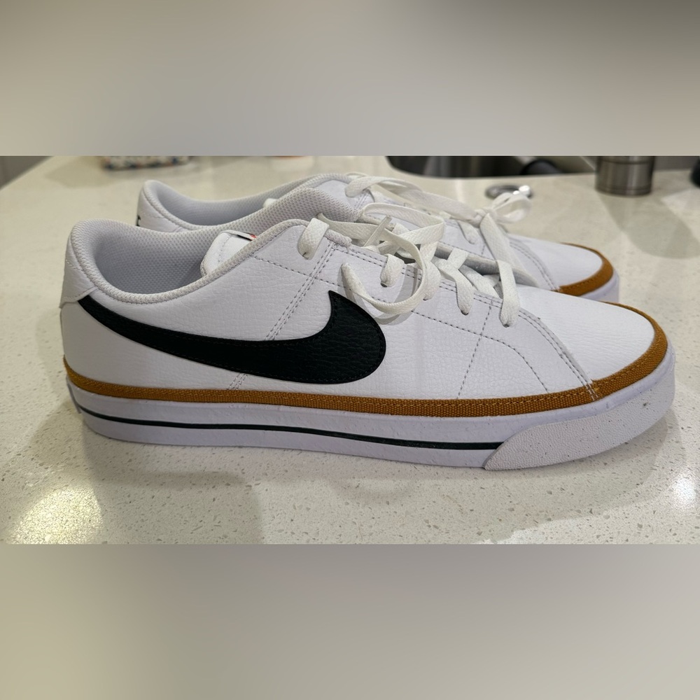Nike Court Legacy White and Black Sneakers with Gold Stripe
